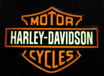 1008_hbkp_01_z2Bvance_hines_hd_xr1200_bike_series_virginia_international_raceway2Bhd_logo