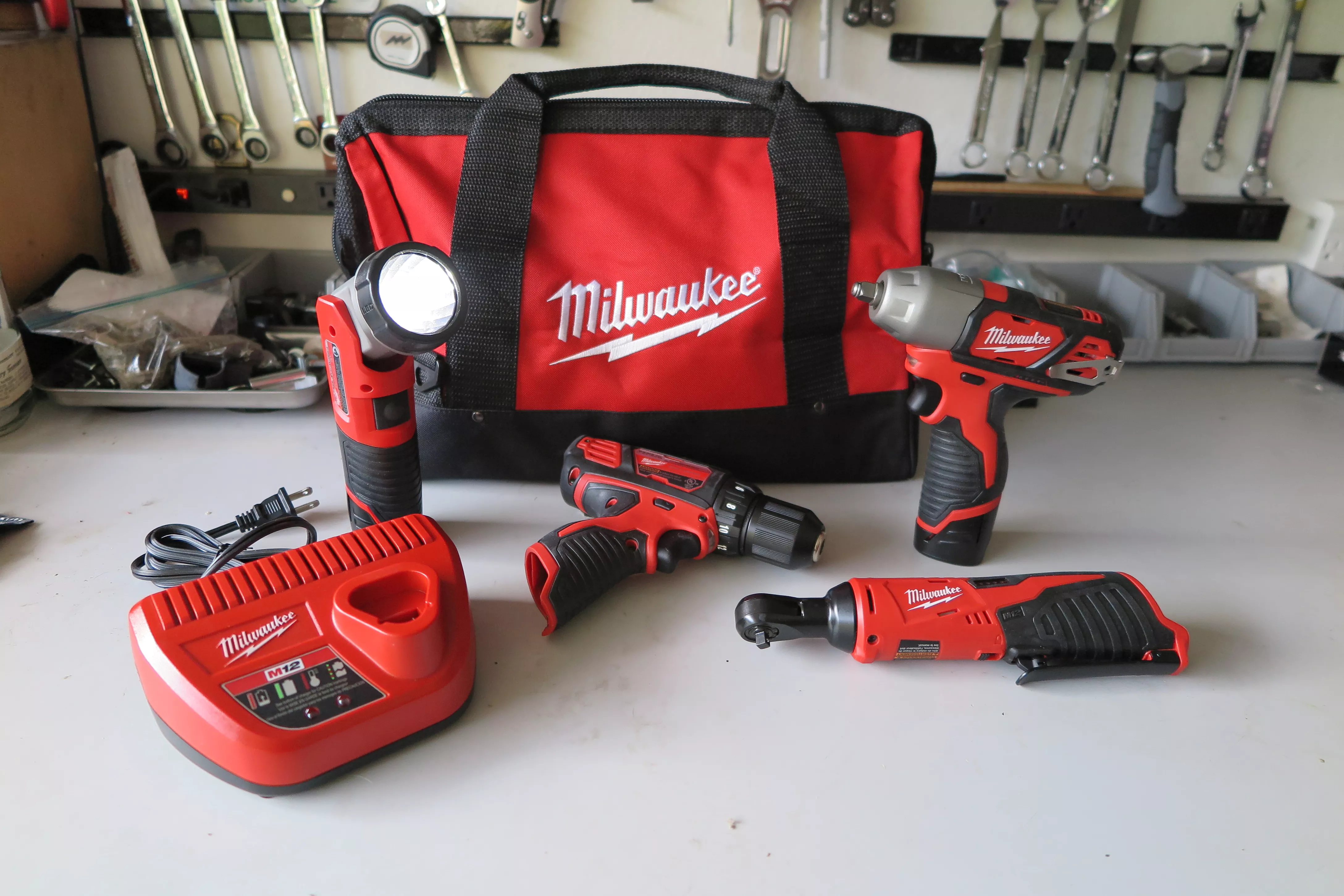 Milwaukee tools m12 4 deals tool combo kit