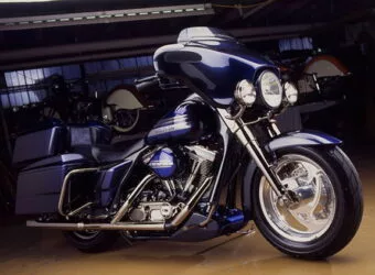 custom-h-d-bagger-nickel-lead