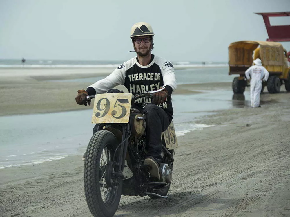 beach rider at the race of gentleman