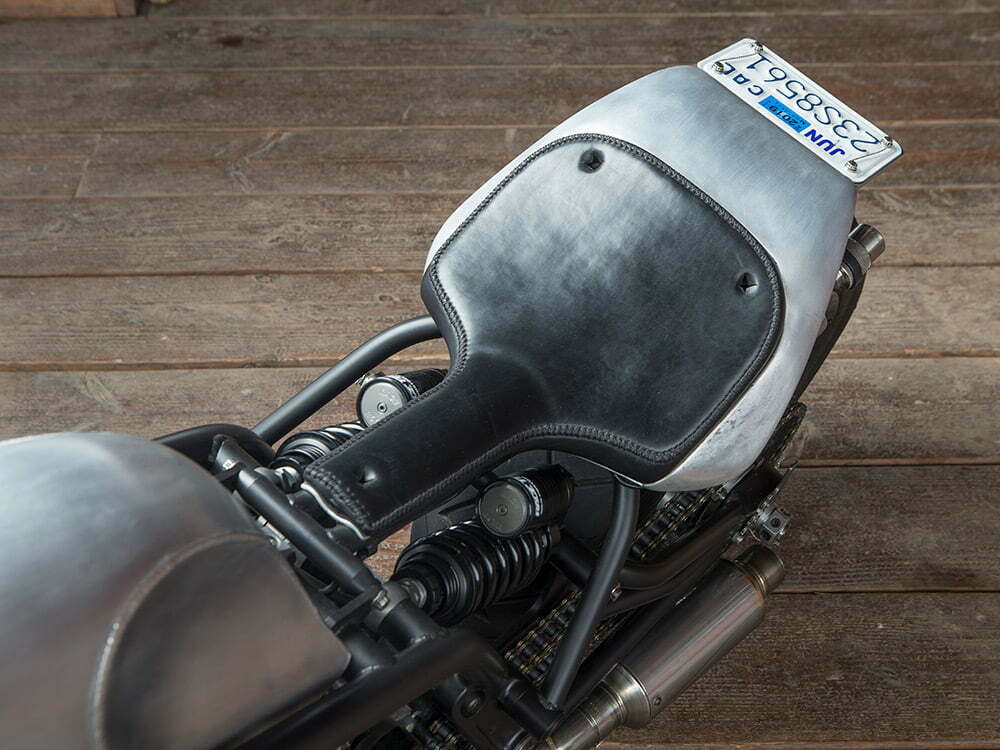 minimal motorcycle seat