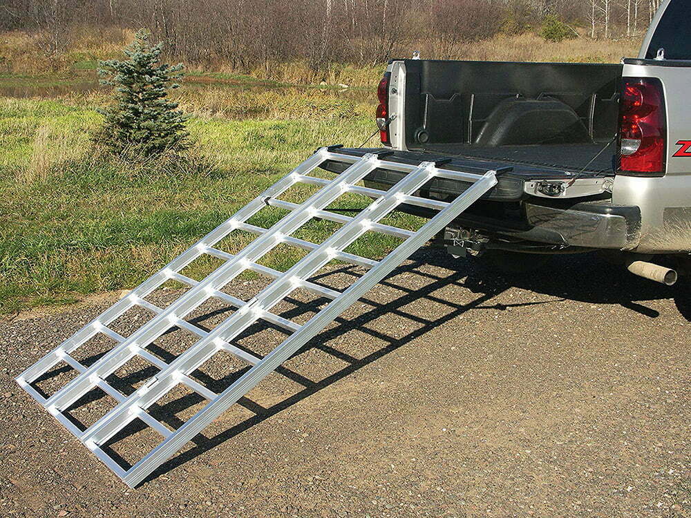 Yutrax Silver 78-Inch Aluminum Tri-Fold Ramp