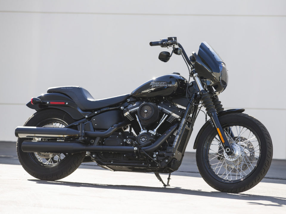 Harley-Davidson 写真集 Amazon.co.jp: ハーレーダビッドソン 図鑑大型 洋書 写真集