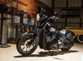 01-harley-davidson-street-bob-quarter