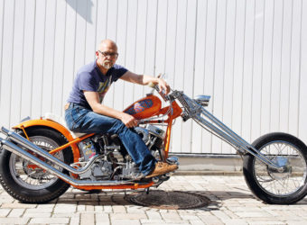 01-orange-harley-davidson-panhead-chopper-rider