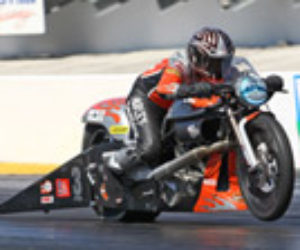 1103_hbkp_plkrawiec_rides_harley_v_rod_to_drag_victory_at_gainesvillefinal