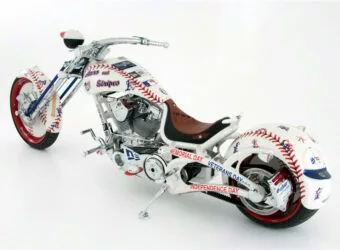 1201-hbkp-01-omecum-to-auction-custom-choppers-for-charities-during-kissimmee-20122011-bourget-python-chopper-w195_1