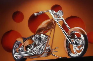custom-motorcycle-agent-orange-lead