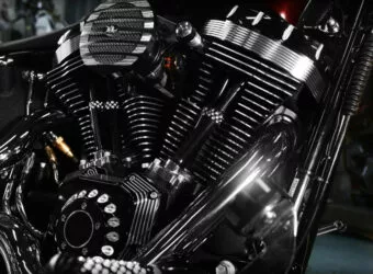 dressed-up-motor
