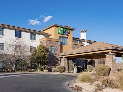 Holiday Inn Express & Suites Washington Holiday Inn Express & Suites Washington
