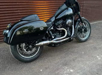 HPi-Softail-FXLRST-Exhaust-01