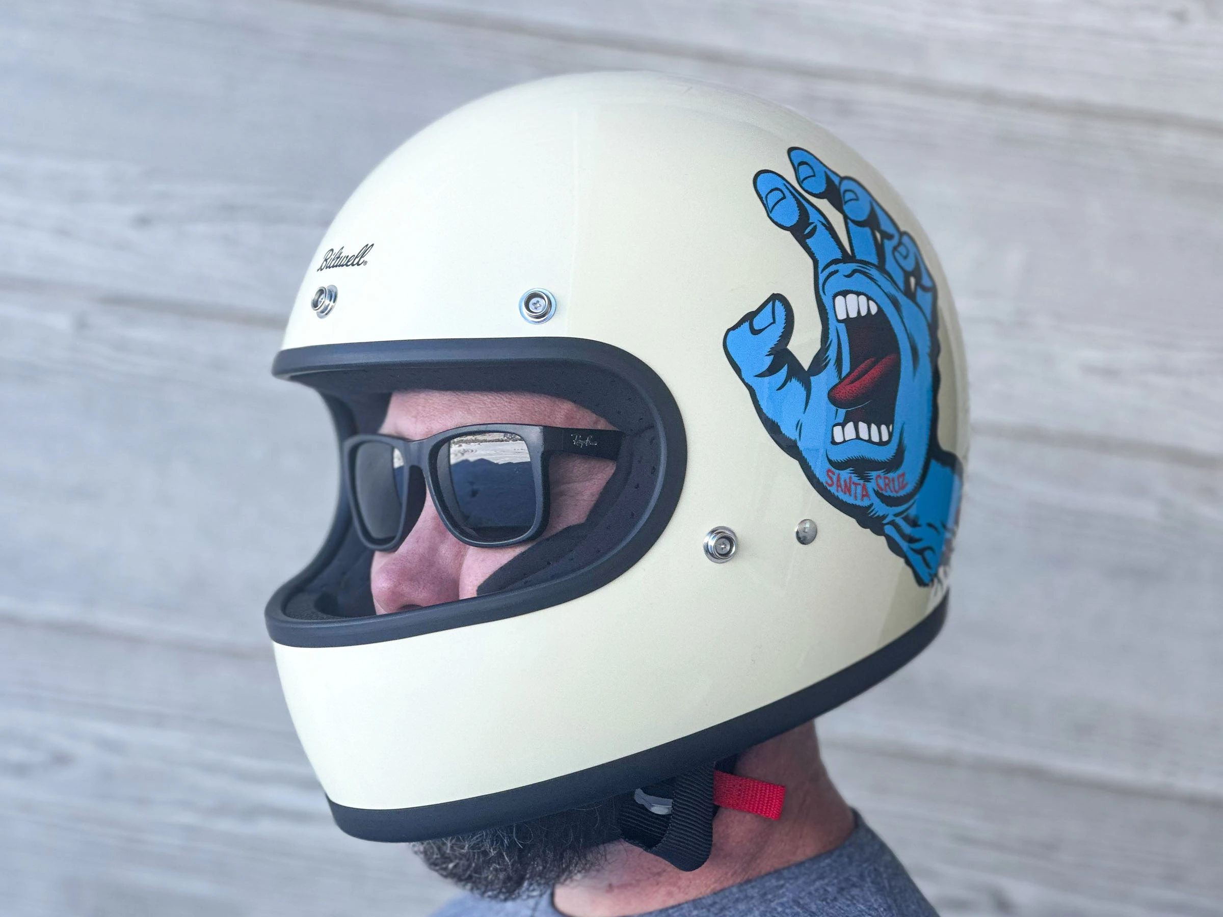 Hot Bike Gear – Helmets, Shoes and Phone Mounts