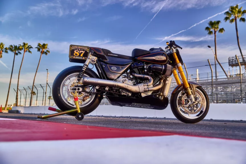 Saddlemen FXR-R: The Air-Cooled Super Hooligan Race Bike | Hot