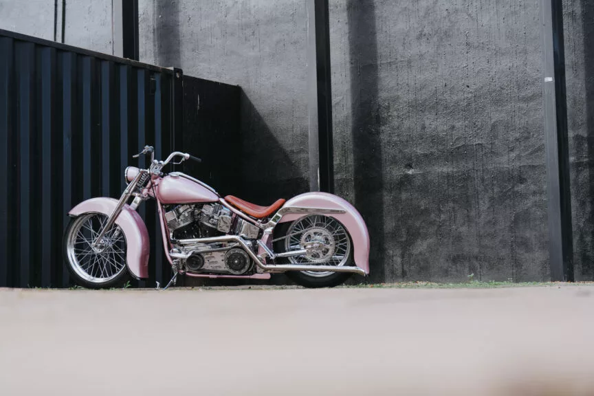 ハーレークイーンさん Take Two Torch Industries' Finished Hot Bike Tour Bike | Hot Bike