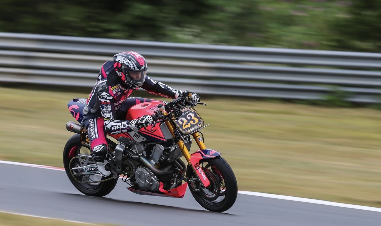 ARCH Motorcycle Scores First MotoAmerica SuperHooligans Win at Ridge 2026