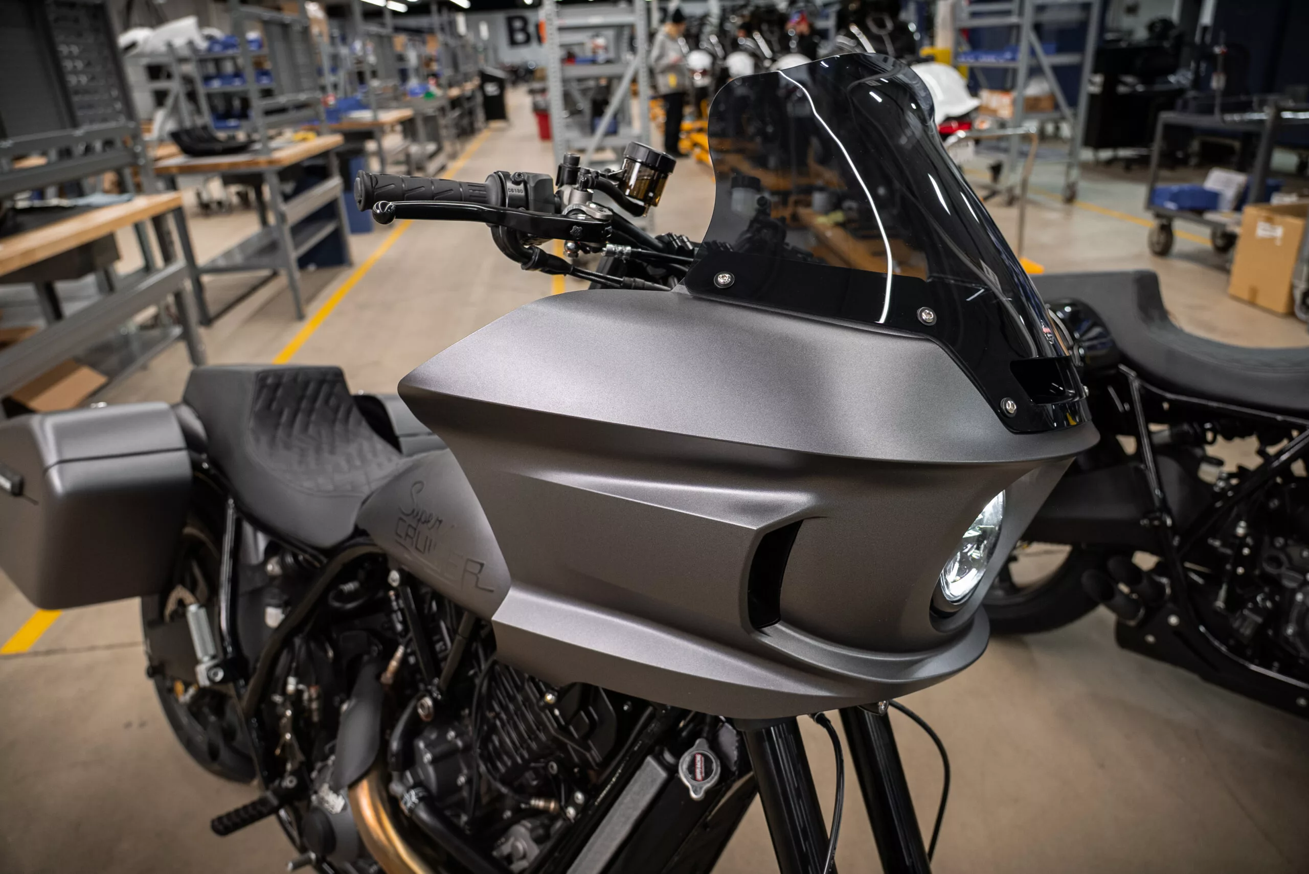 BUELL SUPER CRUISER CUSTOM BAGGER 09