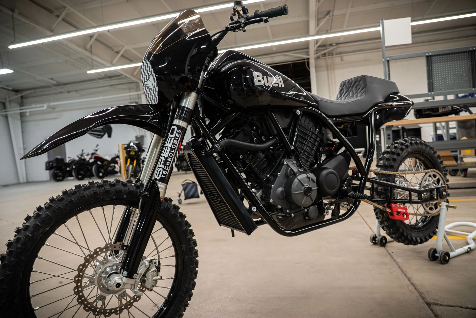 BUELL SUPER CRUISER CUSTOM HILL CLIMBER 02
