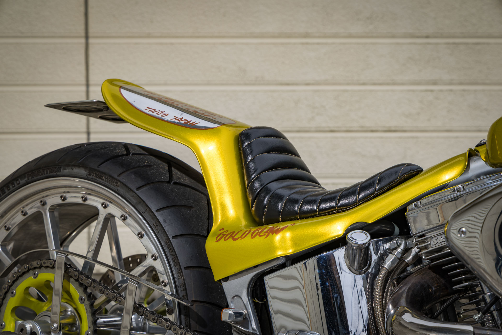 Hot-Dock Customs' Street Dragger: The Low & Long Harley Softail