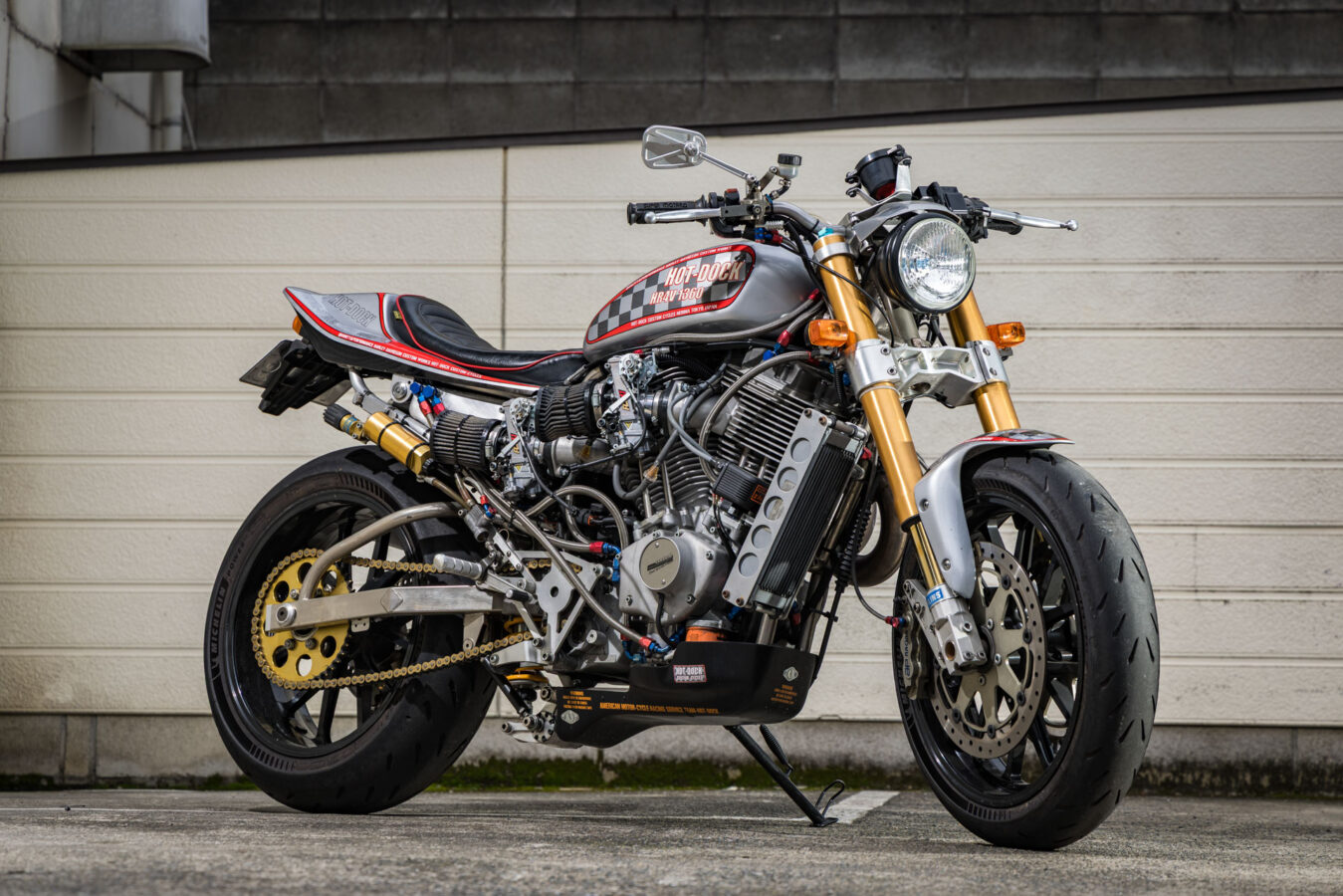 Hot-Dock Customs' Race-Ready Buell