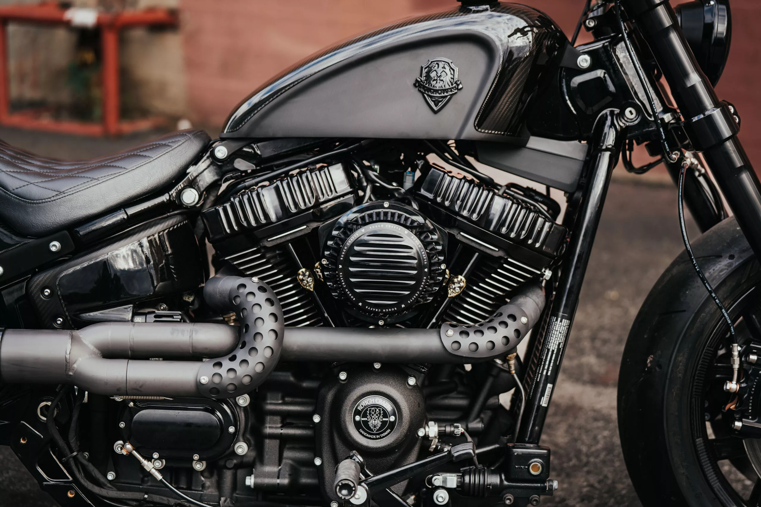 ROUGH CRAFTS HAZAN MOTORCYCLES COLLAB SOFTAIL 03