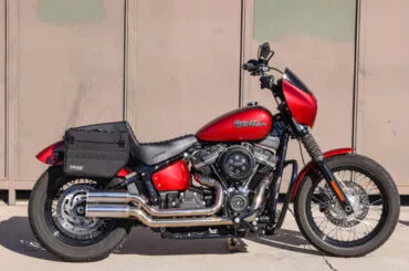THRASHIN_DEFENDER_32_SADDLEBAGS_FOR_HARLEY-DAVIDSON01