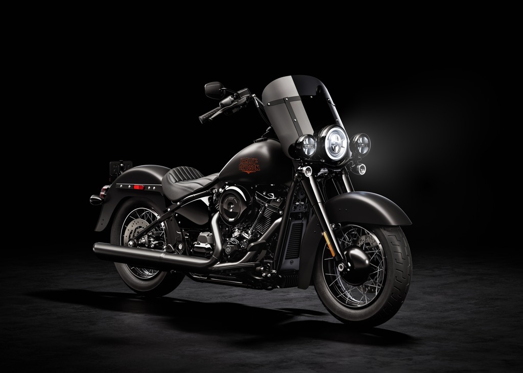 2026 Harley-Davidson Deadwood First Look: New Milwaukee-Eight 117